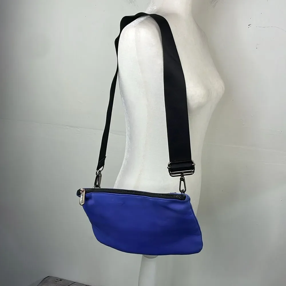 CARAA X ATHLETA CONVERTIBLE POUCH Blue Shoulder Bag